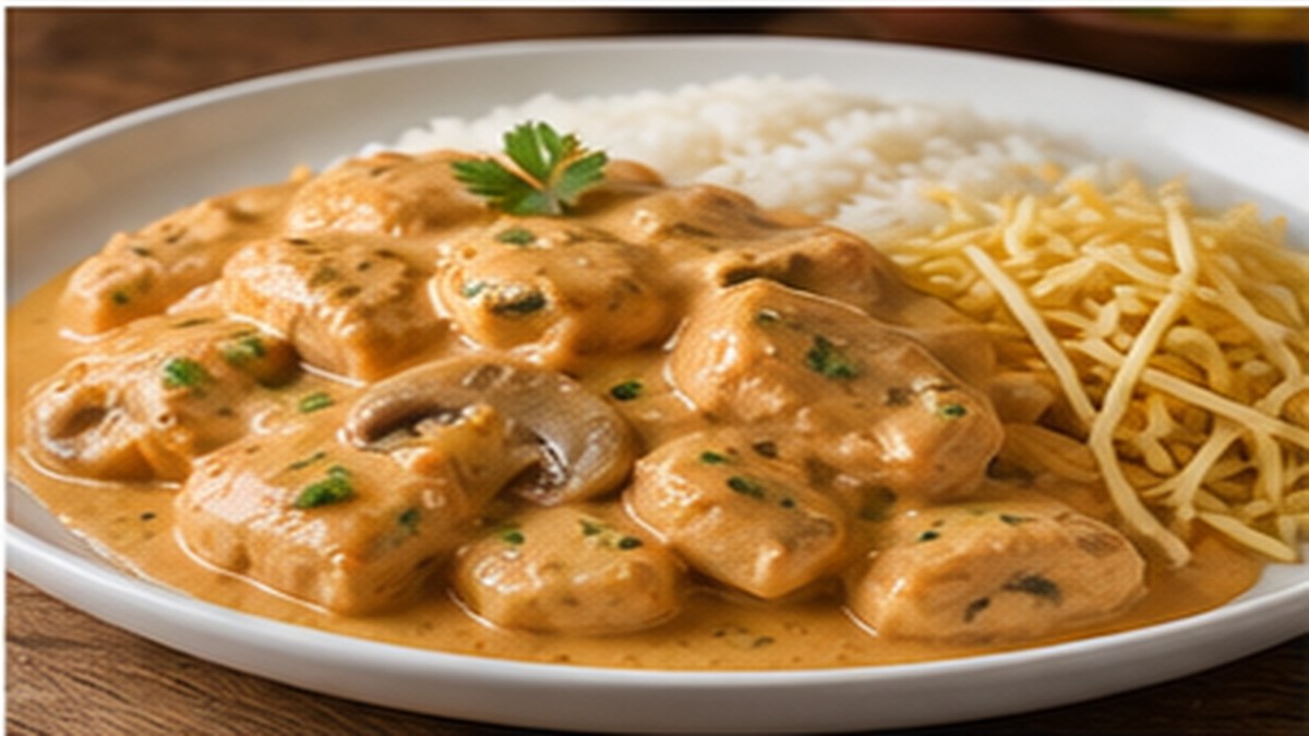 Strogonoff de frango cremoso